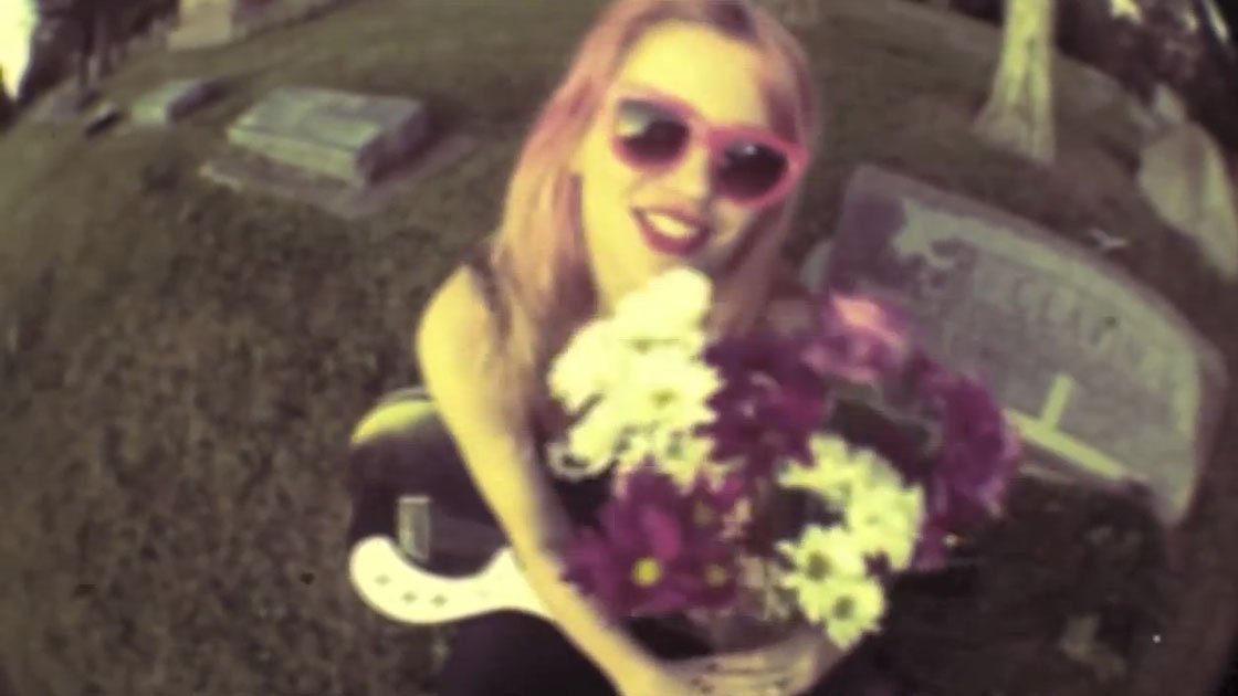 bleached-guy-like-you-official-video