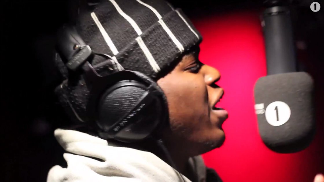 joey-bada$$-kirk-knight-fire-in-the-booth-freestyle-video-1