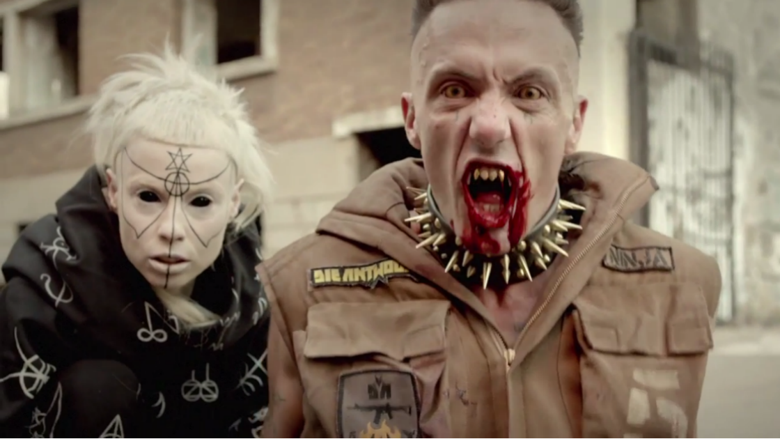 Pitbull-Terrier-Die-Antwoord-music-video