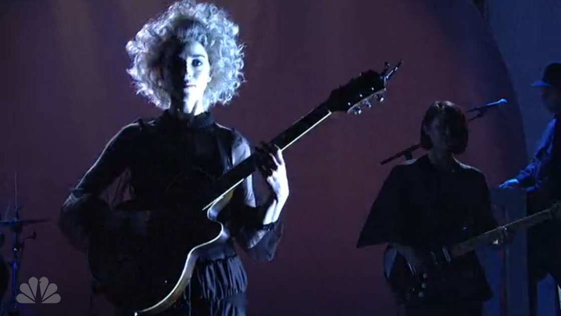 st-vincent-birth-in-reverse-saturday-night-live-5-17-2014