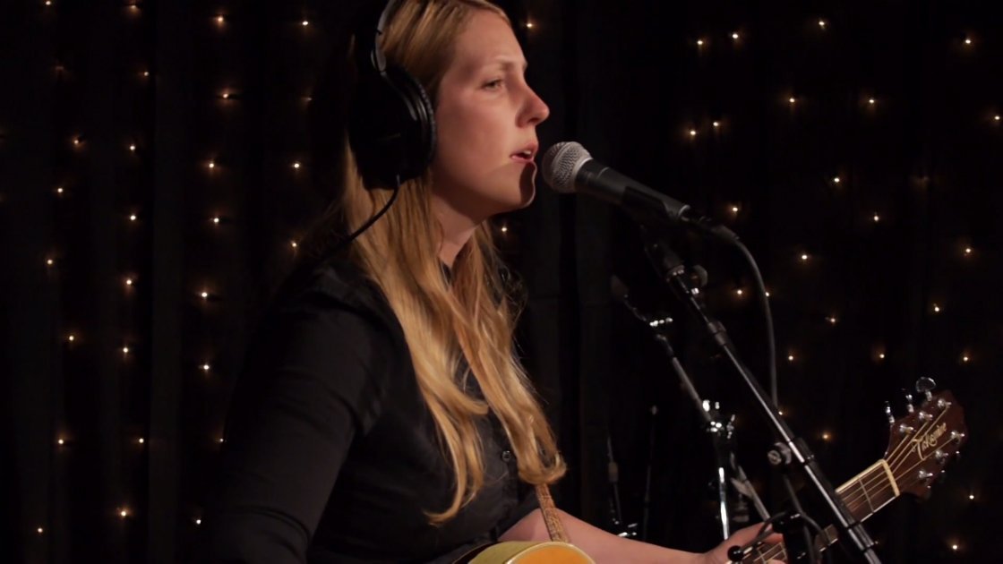 zoe-muth-kexp-2014-07-19-feature