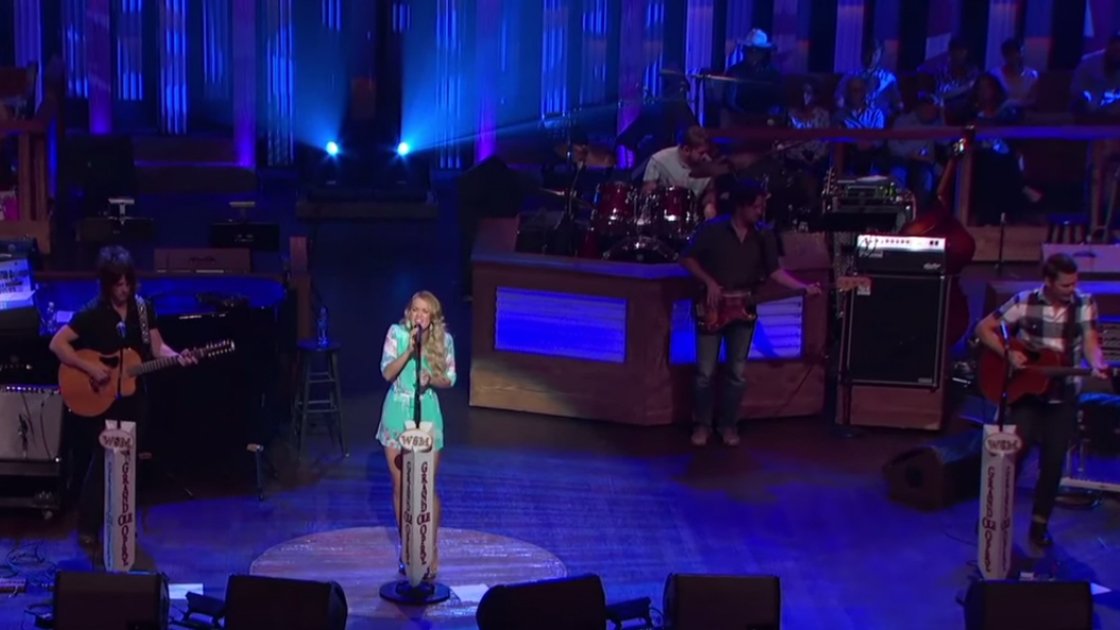carrie-underwood-grand-ole-opry-stage-band
