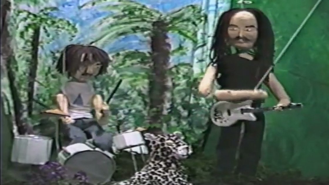 jeff-the-brotherhood-in-my-mouth-music-video-puppets