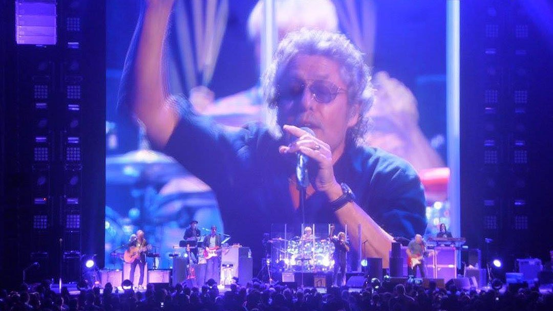 the-who-barclays-center-2015-roger-daltry-singing