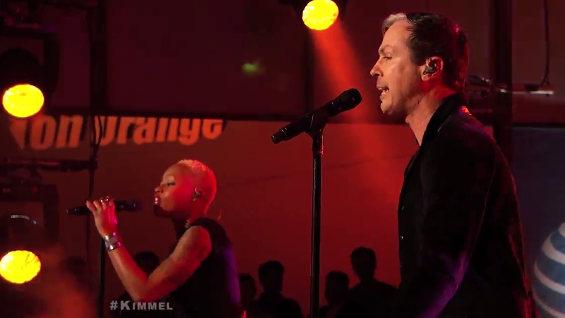 Fitz-and-The-Tantrums-the-walker-break-the-walls-jimmy-kimmel-3.4.2014