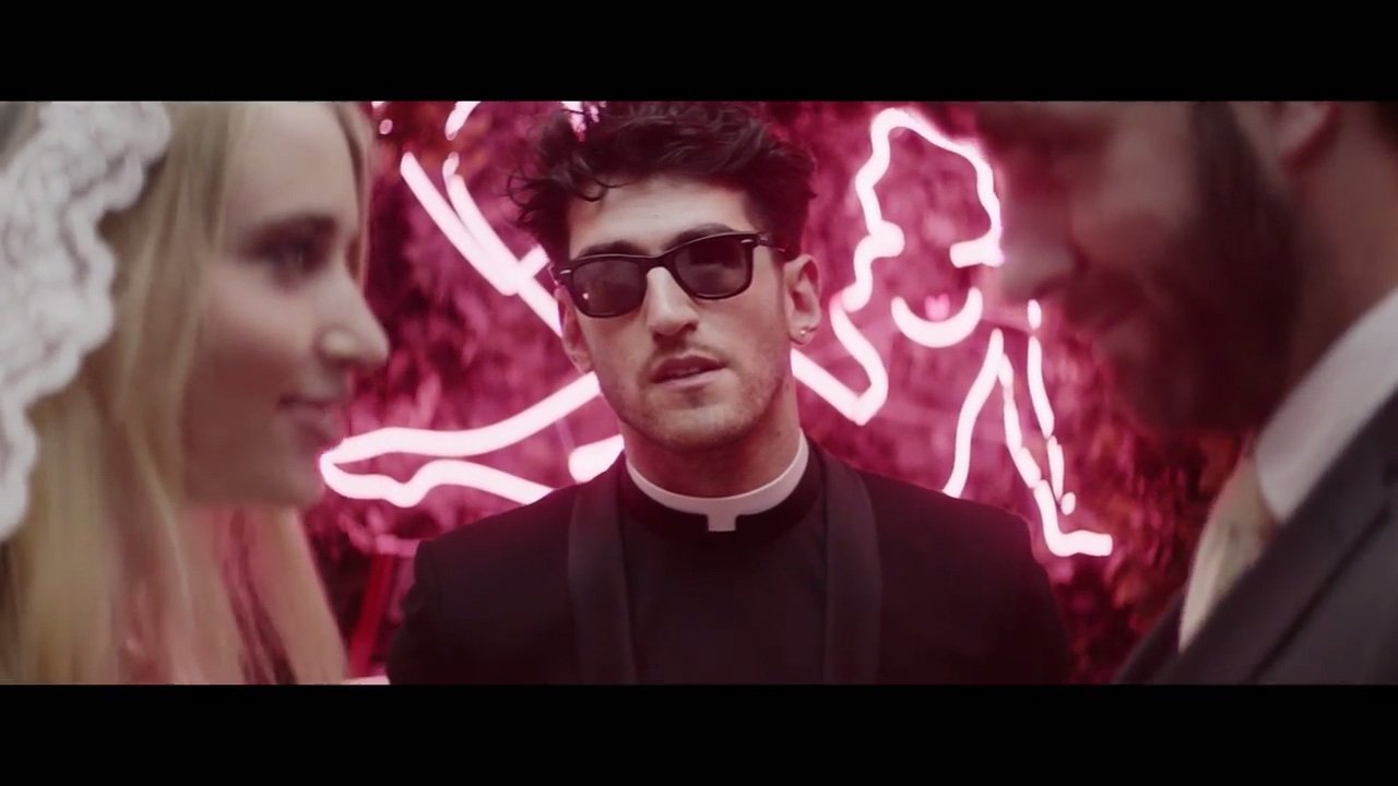 chromeo-jealous-aint-with-it-youtube-music-video