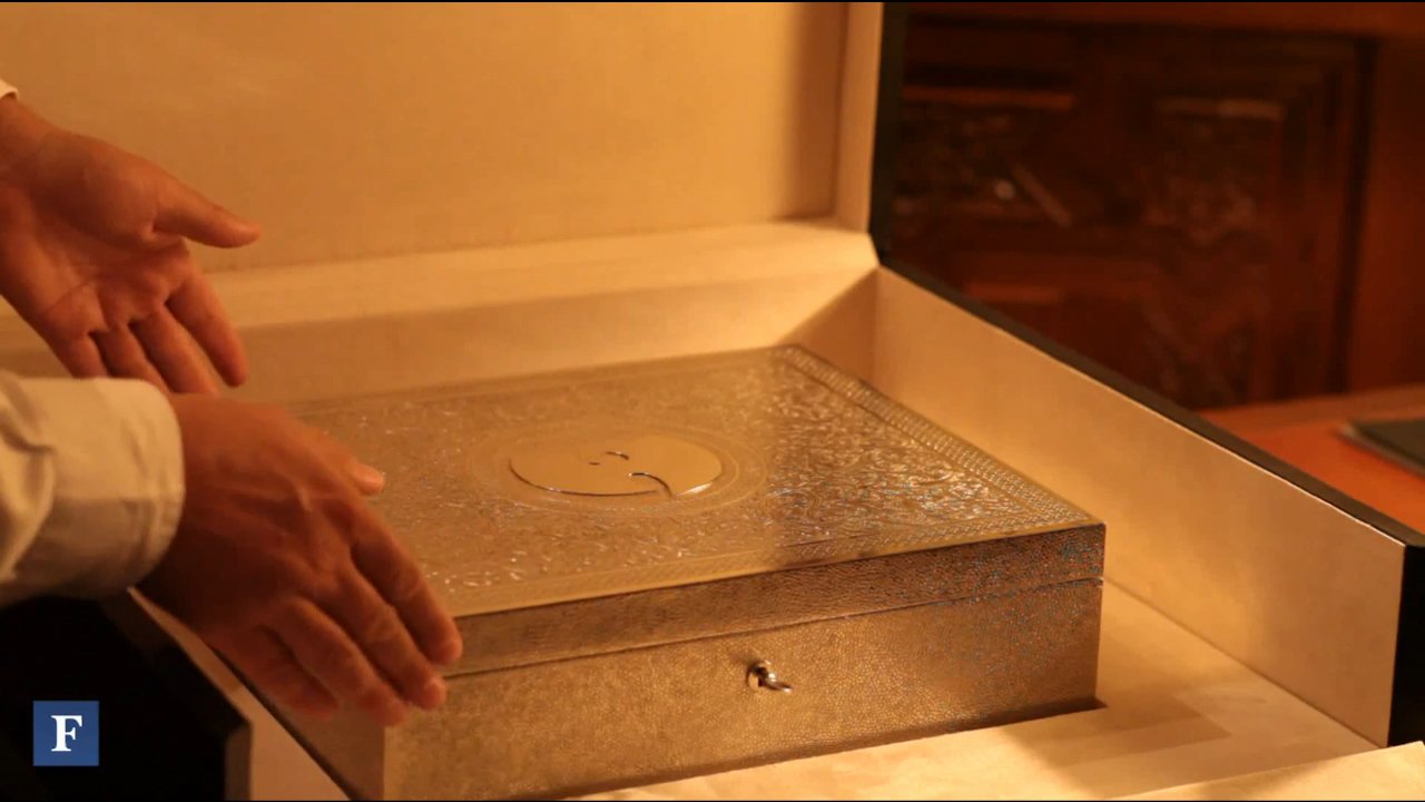 wu-tang-once-upon-a-time-in-shaolin-unboxing-forbes-2014-3