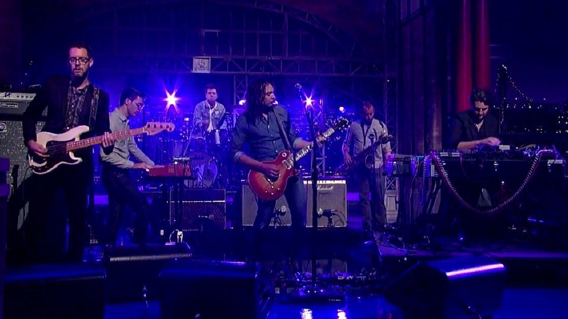 The-War-on-Drugs-2014-Letterman-Red-Eyes-2