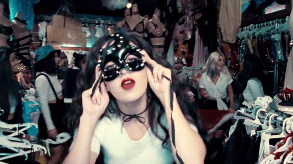 charli-xcx-break-the-rules-music-video-trashy-lingerie-mask-2014