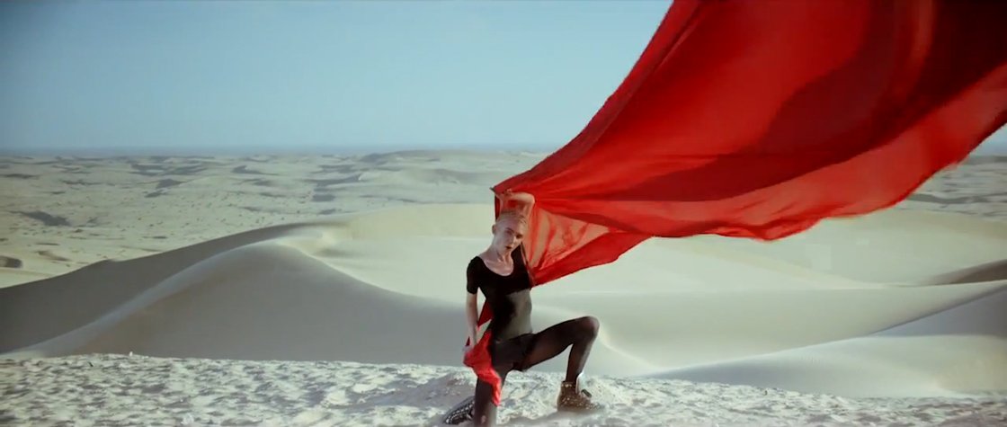 go-grimes-youtube-official-music-video-2014-sand