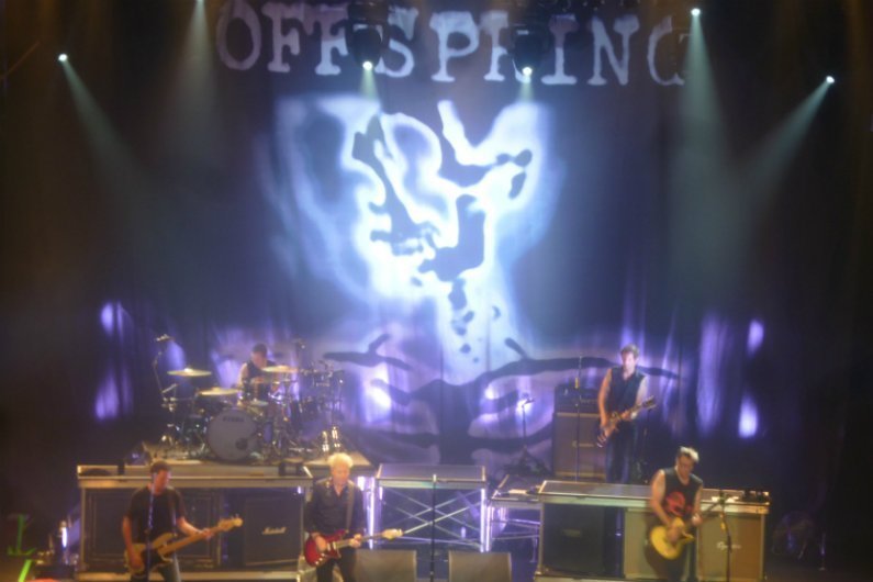 the-offspring-summer-nationals-tour-2014-terminal-5-nyc-band-smash-album-cover