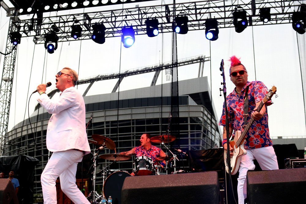 me-first-and-the-gimme-gimmes-riot-fest-denver-2014-2