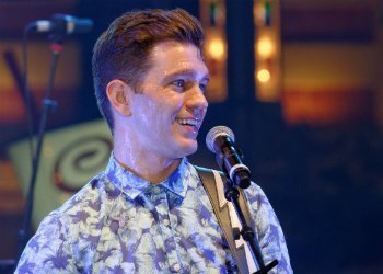 image for artist Andy Grammer